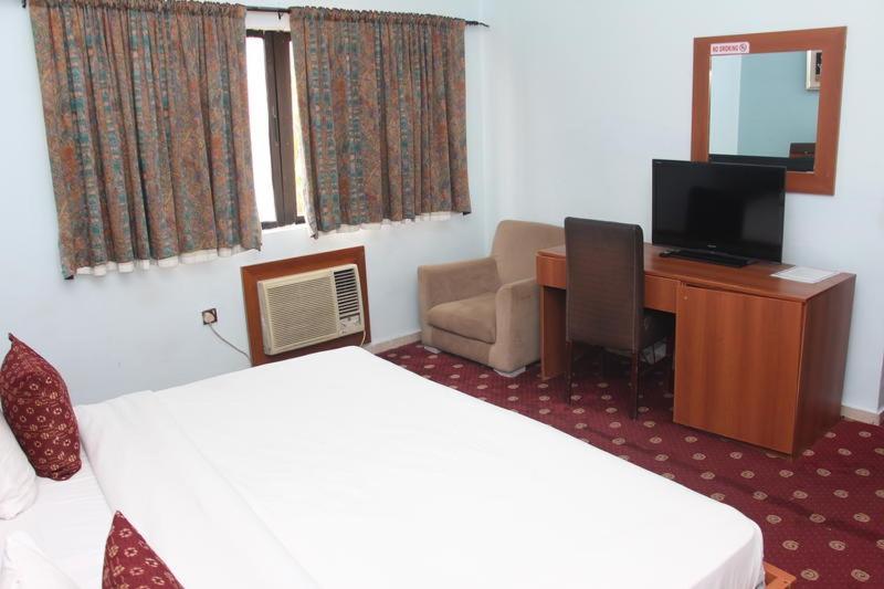 Grand Ibro Hotel Annex Ankuru Exterior foto
