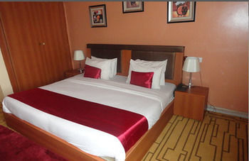 Grand Ibro Hotel Annex Ankuru Exterior foto
